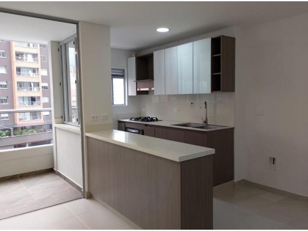 Apartamento en venta loma los mesa envigado