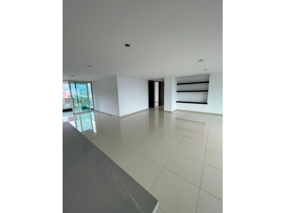 Apartamento en arriendo sector la frontera el poblado — foto 3