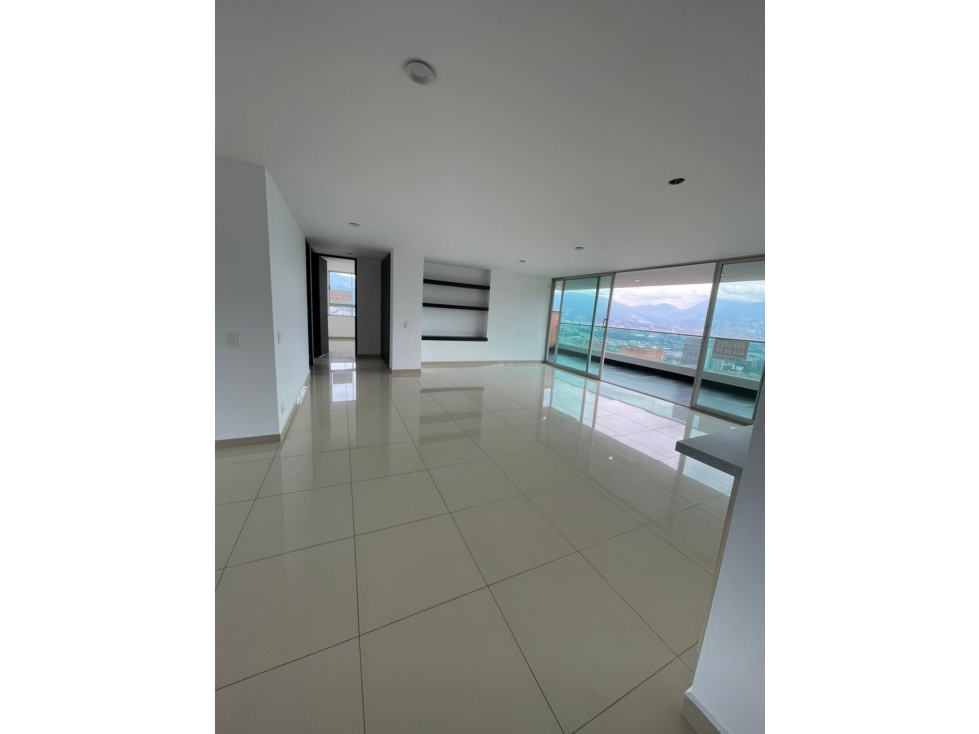 Apartamento en arriendo sector la frontera el poblado — foto 4