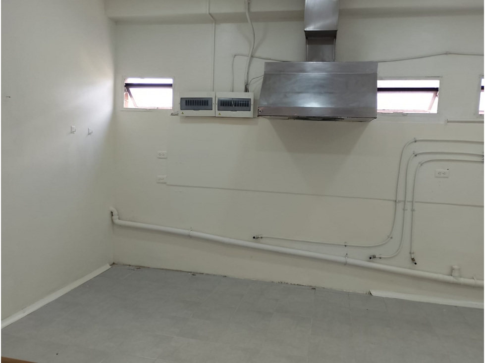 Arriendo local comercial en el sector Itagüí - 3