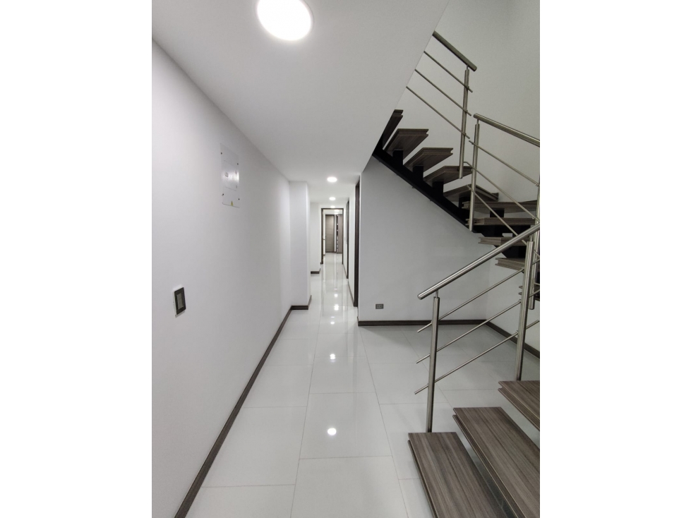 Apartamento duplex para la venta en itagui sector pilsen — foto 3