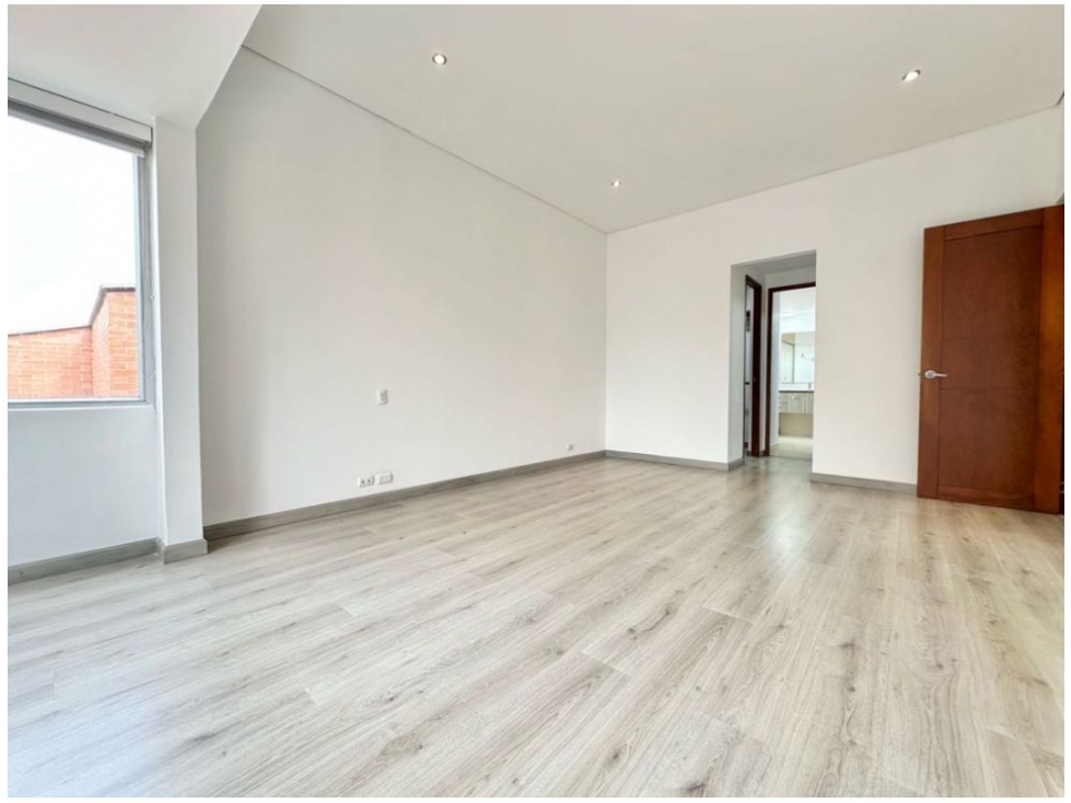Casa en venta loma benedictinos envigado — foto 6