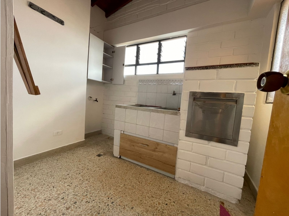 Casa en calazans medellín para venta o arriendo — foto 4