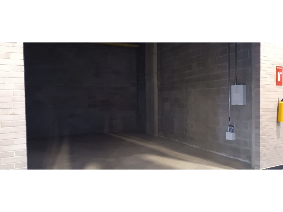 Se vende local comercial en la vía de la moda Itagüí - 6