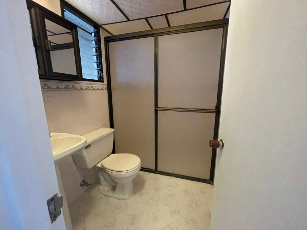 Casa o casa lote en Santa Mónica. Alquilada hasta julio 2026 — foto 3