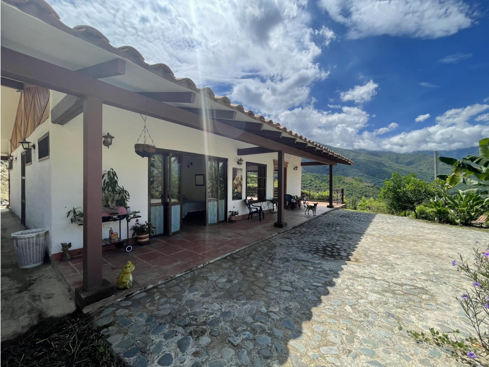 Vendo casa finquita muy acogedora y agradable en Sopetrán