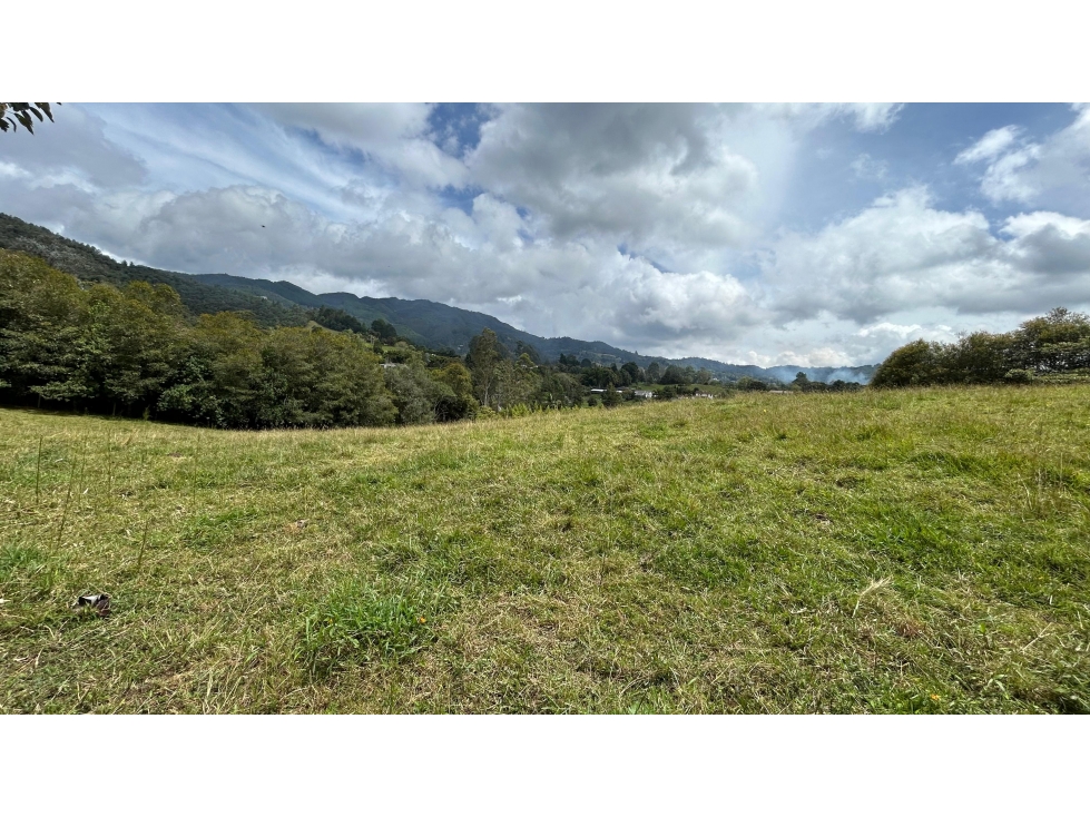 GRAN LOTE PARA LA VENTA RETIRO - FIZEBAD.