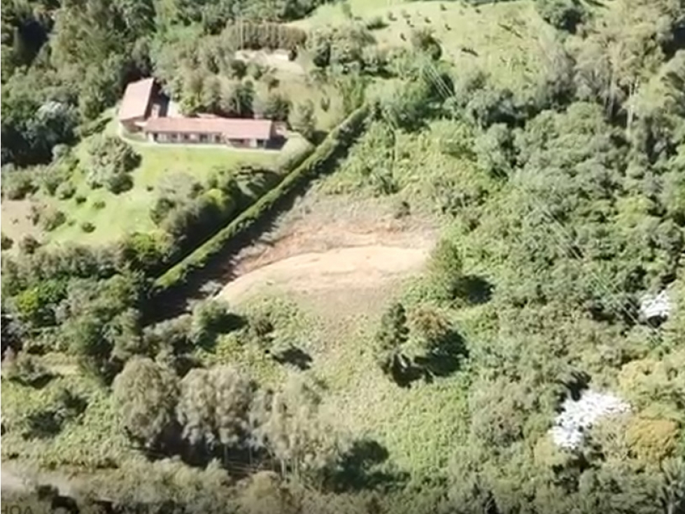 Hermoso lote vía Las Palmas / La Fé / El Retiro / vista a la represa