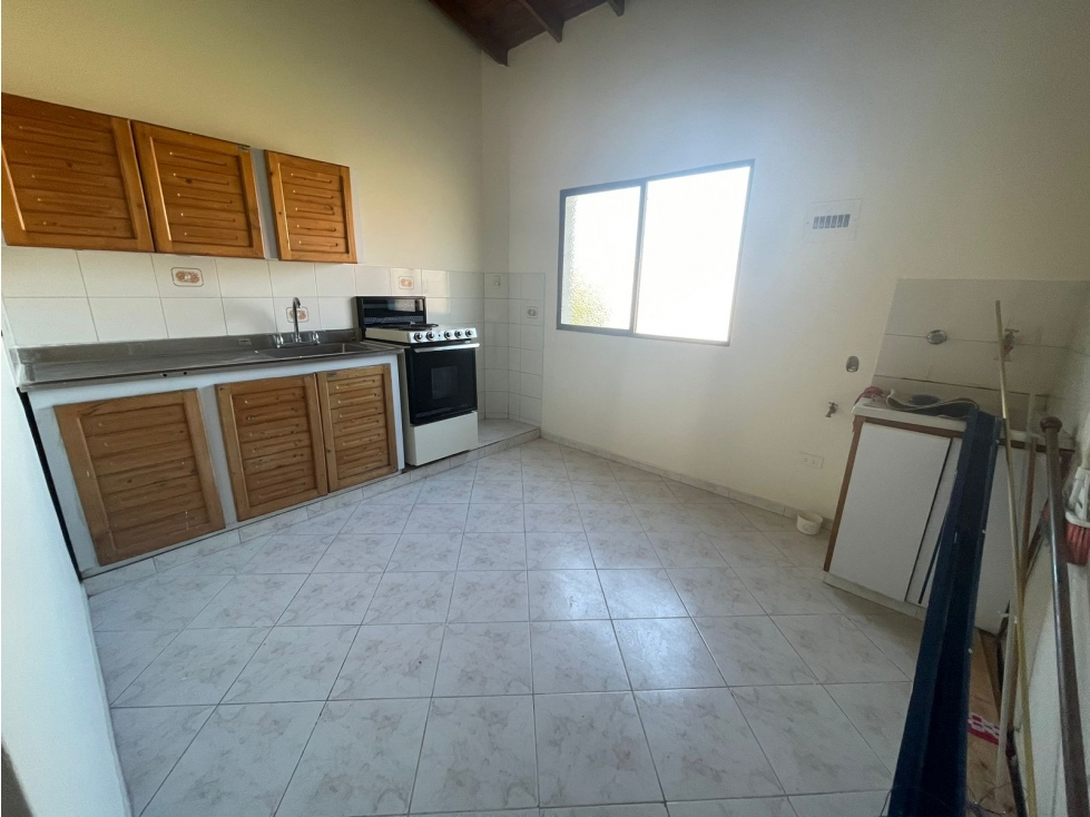 Casa o casa lote en Santa Mónica. Alquilada hasta julio 2026 — foto 5