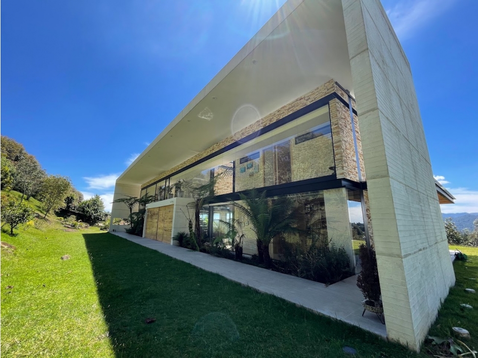 ¡Casa de Lujo en un sector de Lujo! Alto de Las Palmas — foto 3