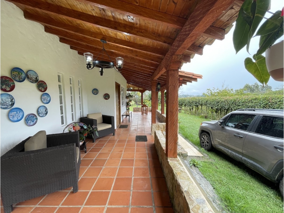 Hermosa finca en la Vía Rionegro - El Carmen - 4