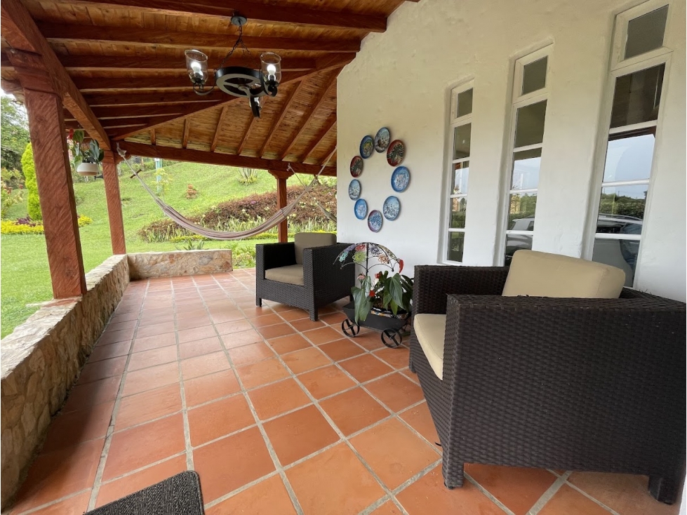 Hermosa finca en la Vía Rionegro - El Carmen - 5