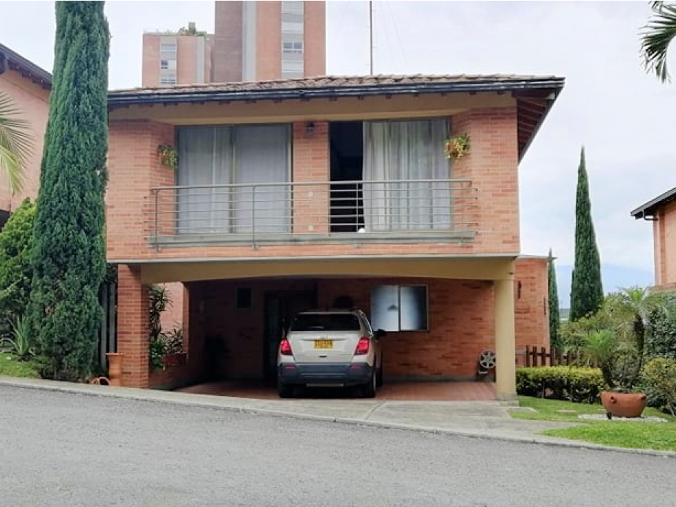 Casa tradicional en el Poblado La Calera / Potencial para remodelar — foto 3