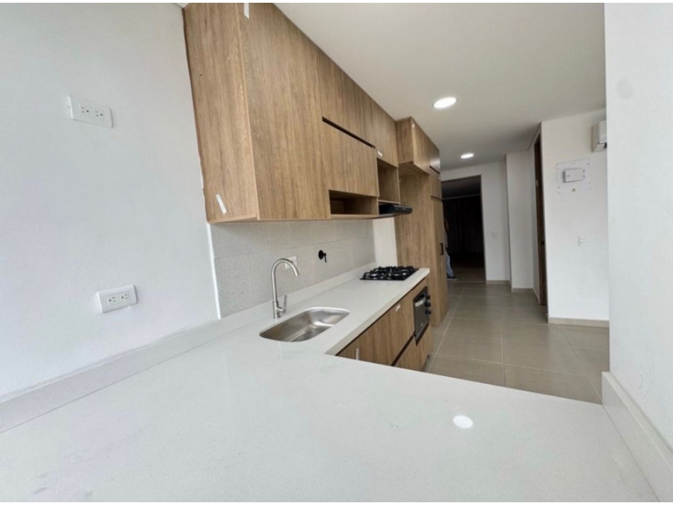 VENTA DE APARTAESTUDIO EN LAURELES, SECTOR SANTA GEMA - AIRBNB — foto 4