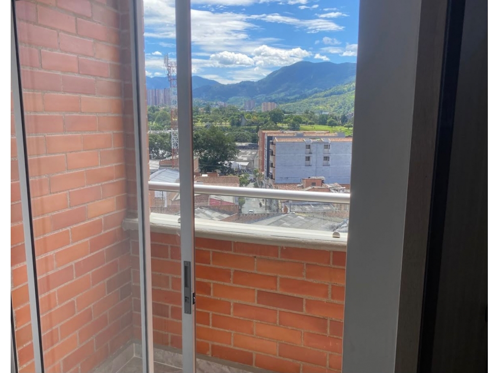 VENTA DE APARTAESTUDIO EN SABANETA, SECTOR LAS VEGAS — foto 2