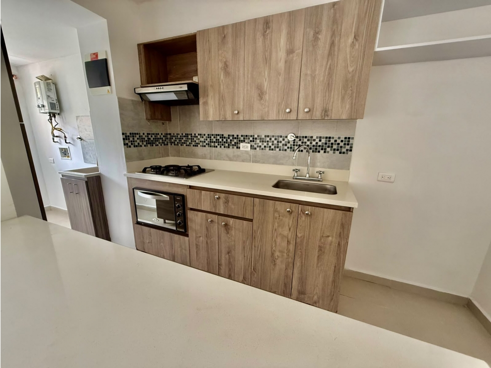 VENTA DE APARTAMENTO CON PRECIO DE OPORTUNIDAD EN SABANETA — foto 3