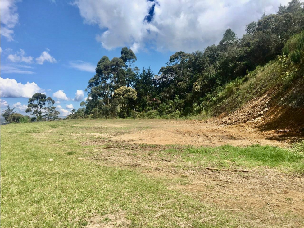 LOTE EN VENTA EN LLANOGRANDE - CON NORMA PARA CONDOMINIO — foto 6