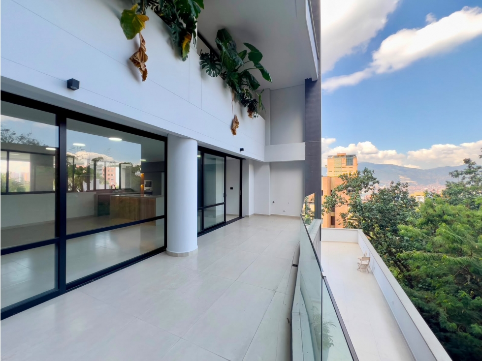 VENTA DE APARTAMENTO EN EL POBLADO, SECTOR EL TESORO