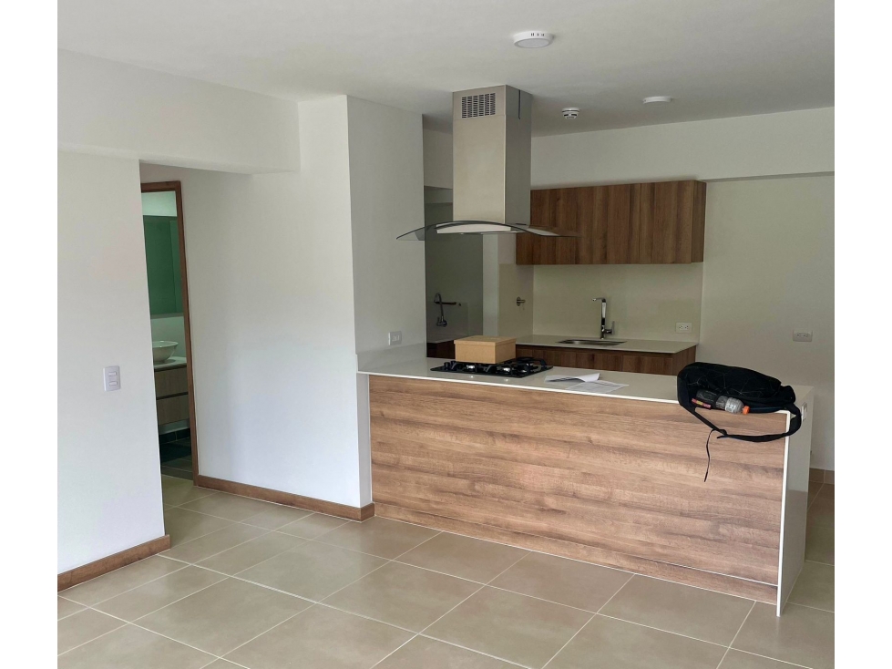 VENTA DE APARTAMENTO EN SABANETA, SECTOR TRES ESQUINAS