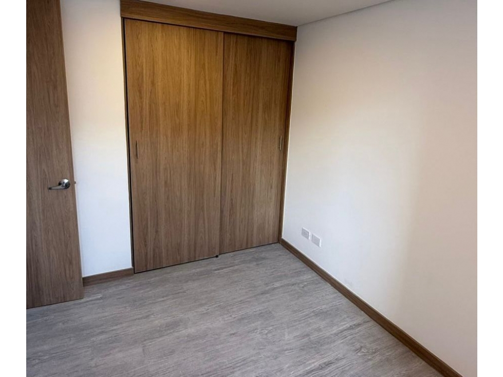 VENTA DE APARTAMENTO EN DISTRITO PLAZA BELLO, SECTOR FABRICATO — foto 6