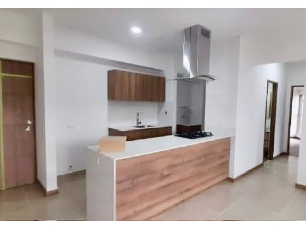 VENTA DE APARTAMENTO EN SABANETA, TRES ESQUINAS - PARA INVERSION