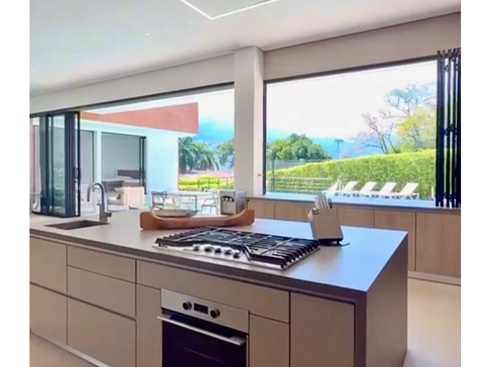 VENTA DE FINCA EN CONDOMINIO GUAYACANES, SAN JERONIMO, ANT. - AMOBLADA — foto 2