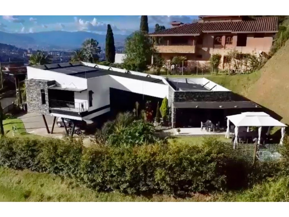 VENTA DE CASA CAMPESTRE EN SABANETA VEREDA LAS LOMITAS — foto 3