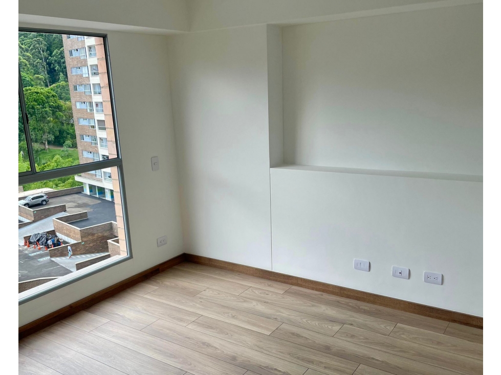 VENTA DE APARTAMENTO EN SABANETA, SECTOR TRES ESQUINAS — foto 3