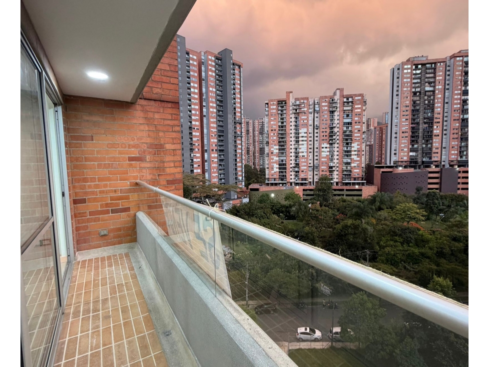 VENTA DE APARTAMENTO EN SABANETA SECTOR CAÑAVERALEJO — foto 2