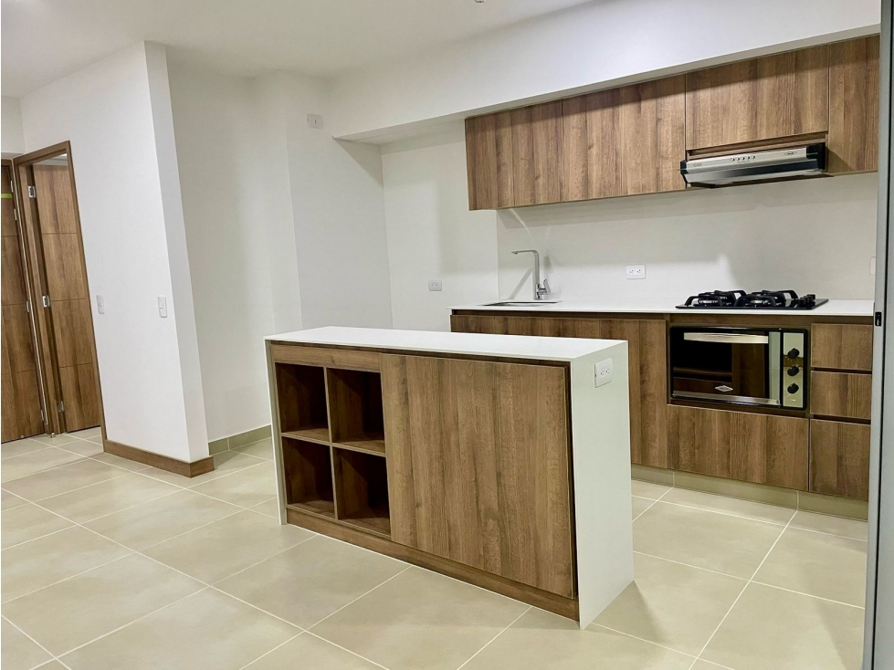VENTA DE APARTAMENTO EN MONTEAZUL, SABANETA, TRES ESQUINAS — foto 4