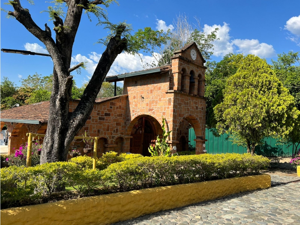 FINCA INDEPENDIENTE PARA LA VENTA EN SOPETRAN, ANTIOQUIA — foto 2