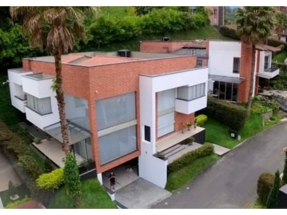 VENTA DE CASA EN SABANETA, SECTOR CAÑAVERALEJO