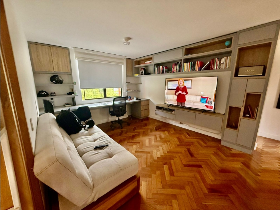 VENTA DE APARTAMENTO REMODELADO EN EL POBLADO, SECTOR EL TESORO — foto 6