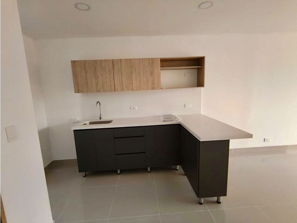 VENTA Y ARRIENDO DE APARTAESTUDIO EN LAURELES, IGL.SANTA TERESITA — foto 4