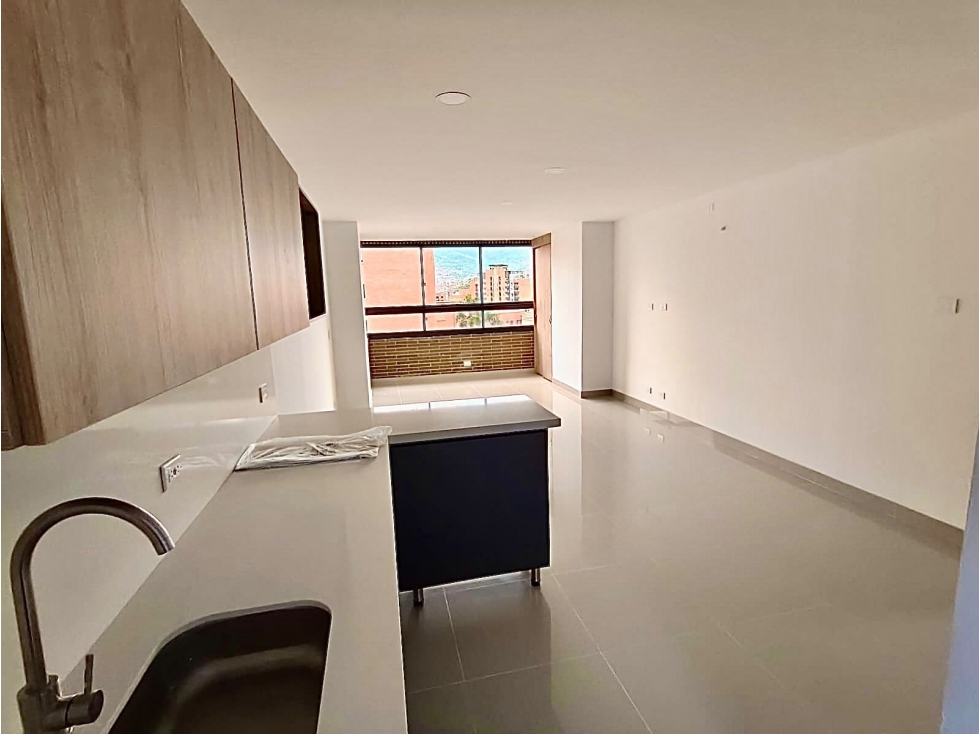 VENTA Y ARRIENDO DE APARTAESTUDIO EN LAURELES, IGL.SANTA TERESITA — foto 3