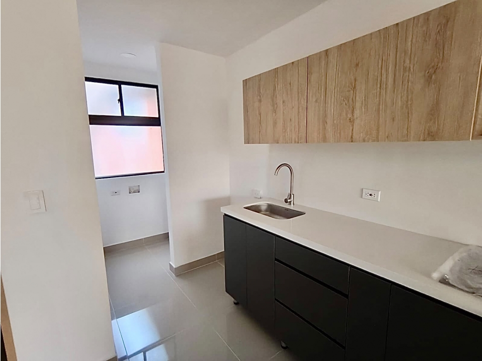 VENTA Y ARRIENDO DE APARTAESTUDIO EN LAURELES, IGL.SANTA TERESITA — foto 2