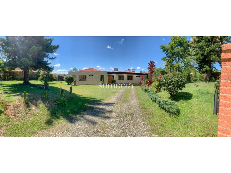 CASA FINCA EN SECTOR CAMPESTRE DE SAN ANTONIO DE PEREIRA