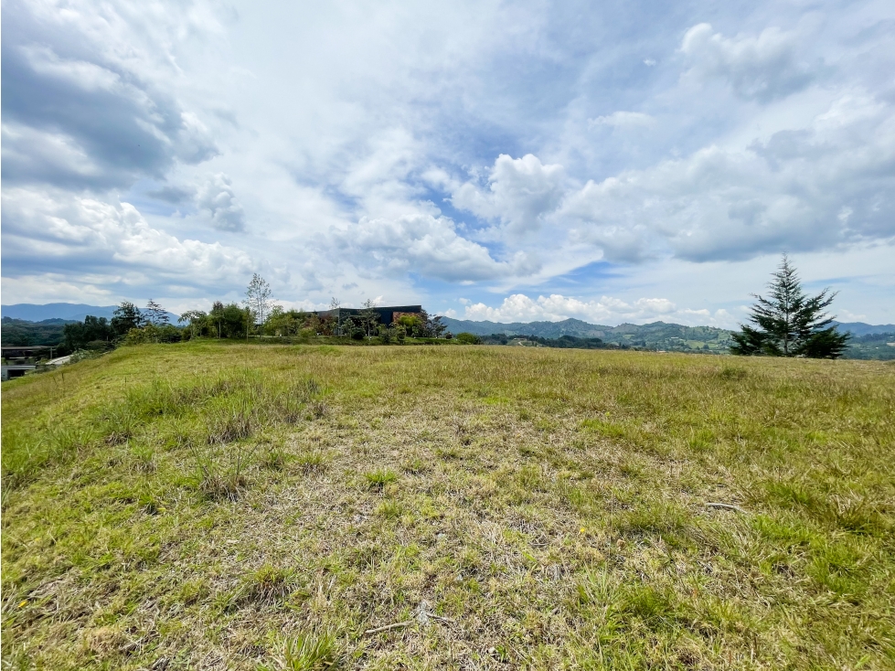 Lote en exclusiva parcelación en el Retiro vereda pantanillo