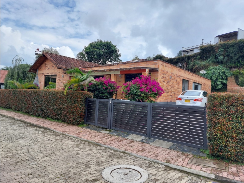 Casa en venta y Arriendo, Retiro sector Macedonia