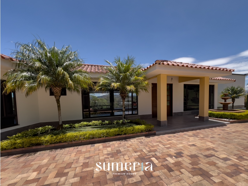 Casa campestre para la venta en parcelación via San Antonio la Ceja