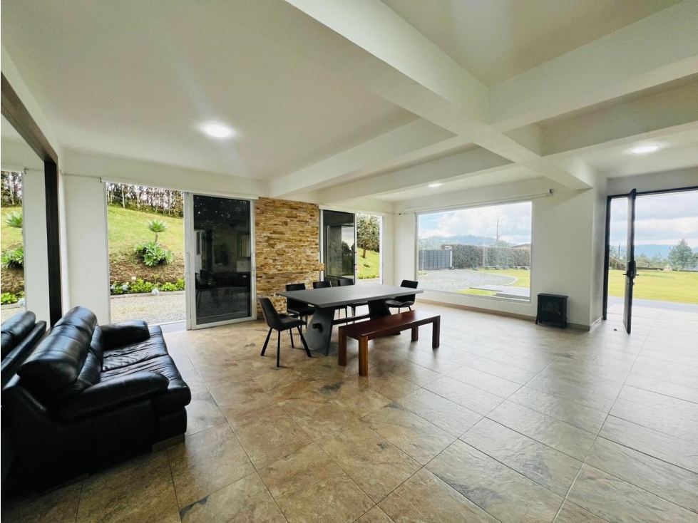 Casa Lote en Arriendo o Venta, Loma del Escobero - Envigado — foto 6