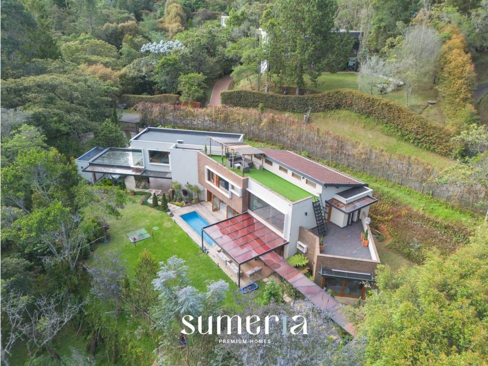 Casa moderna con piscina para la venta en el Retiro — foto 3