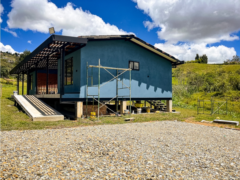 casa campestre para la venta en Guarne vereda la Mosquita — foto 5