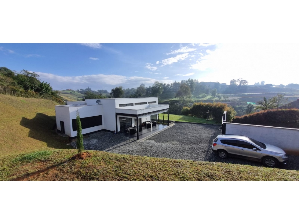 Casa Campestre en Venta y Arriendo, Carmen de Viboral