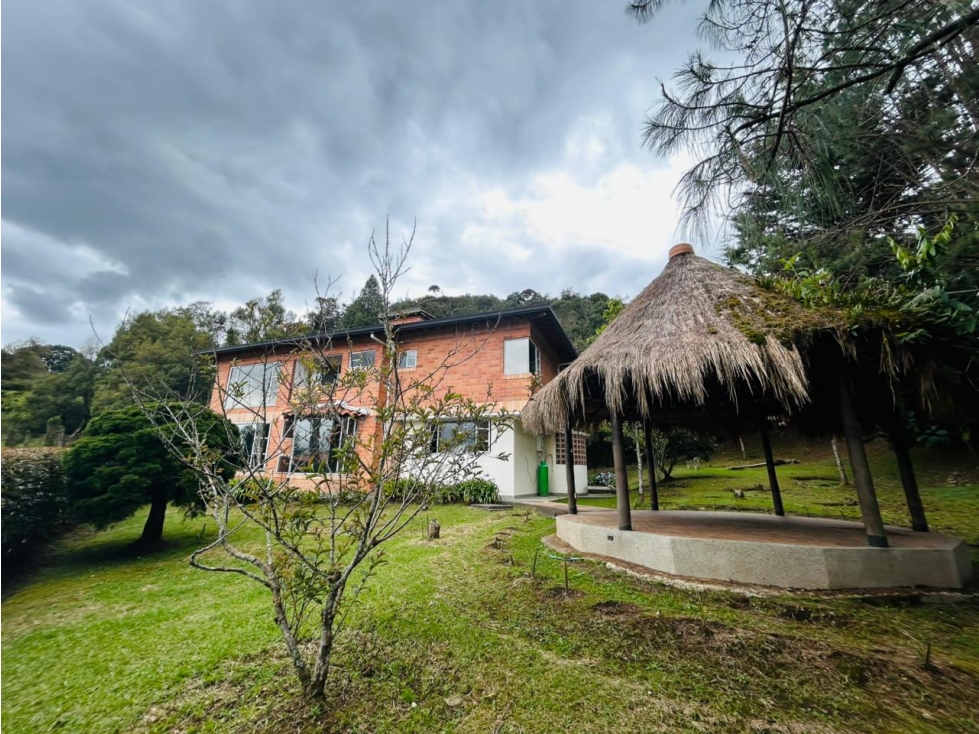 Casa Campestre en Arriendo, Loma del Escobero - Envigado — foto 5