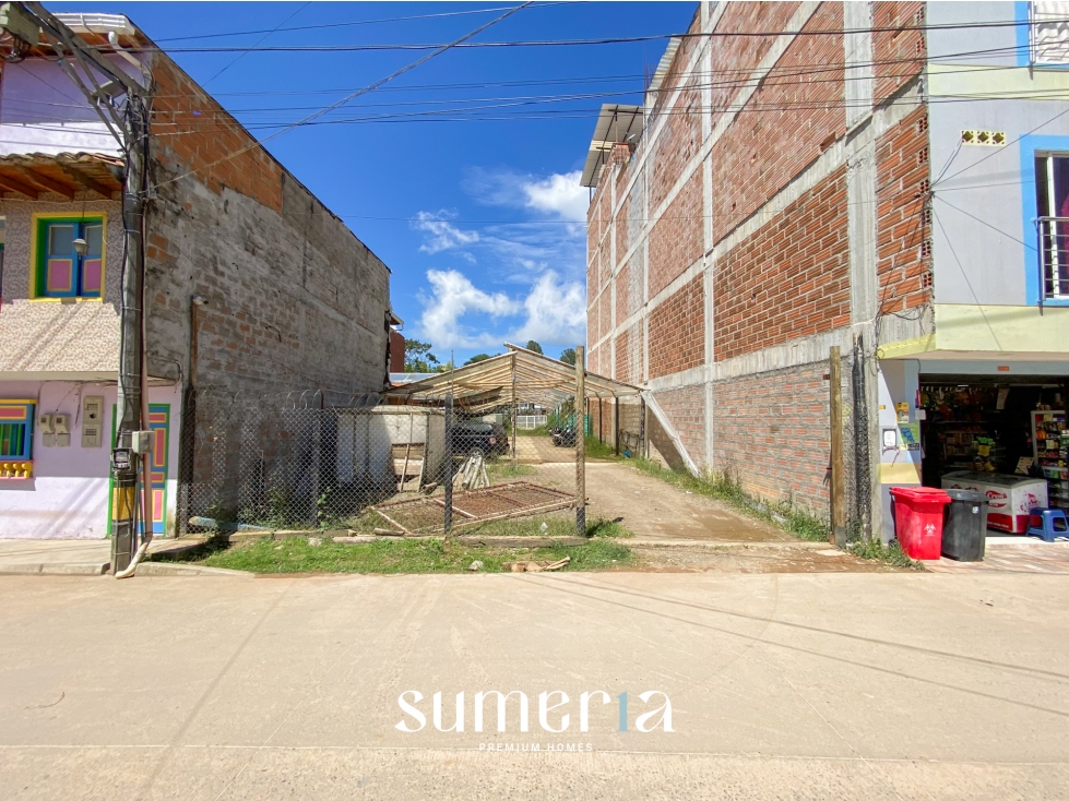 Lote urbano independiente para la venta en Guatape — foto 5