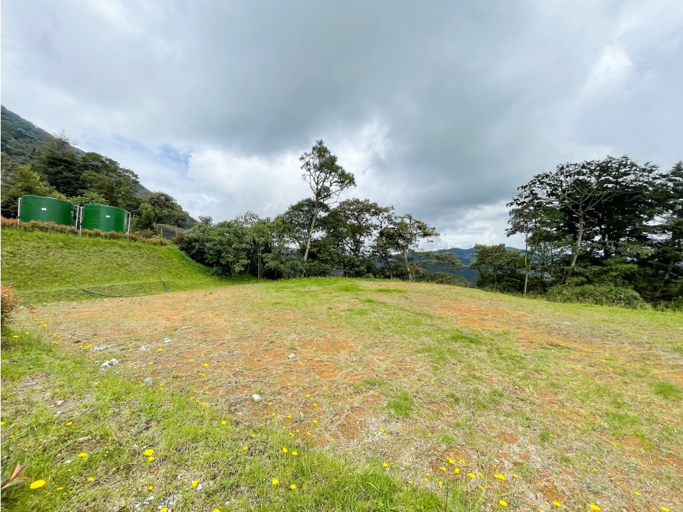 Lote en parcelación para la venta en el Tambo