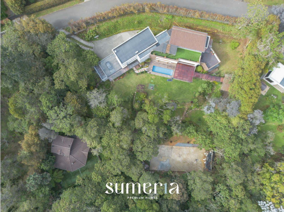Casa moderna con piscina para la venta en el Retiro — foto 5