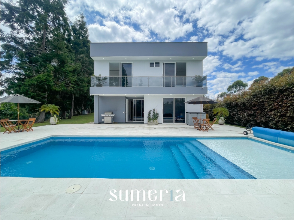 Casa con acabados de lujo para la venta en Rionegro vereda Mampuesto — foto 2