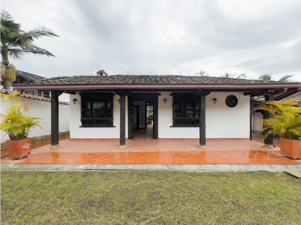 Casa Colonial para la venta y renta en Rionegro vereda Cabeceras — foto 2